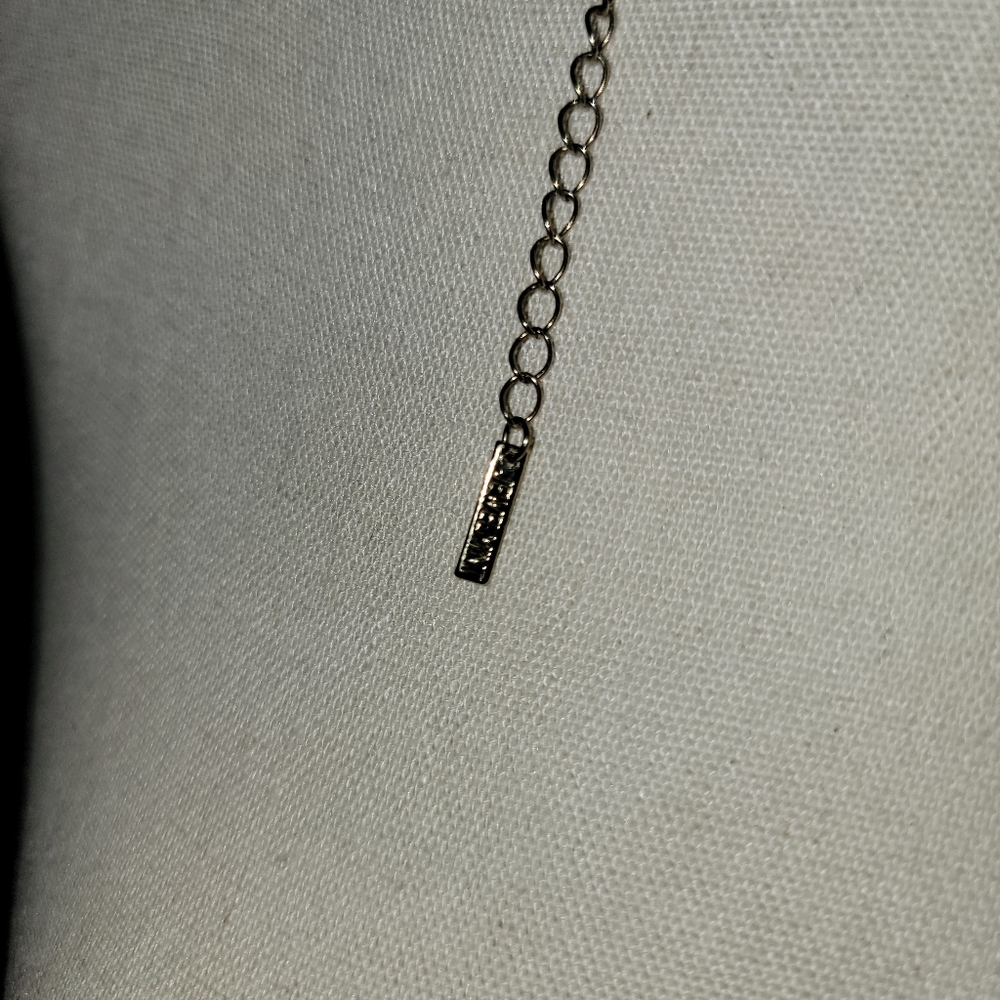 Book locket - Picture 6 of 6